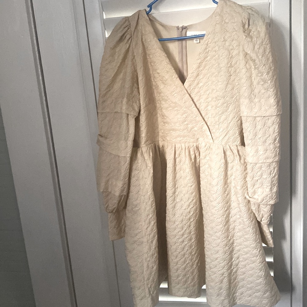 CREAM DRESS